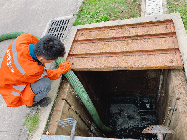 婺城抽化粪池